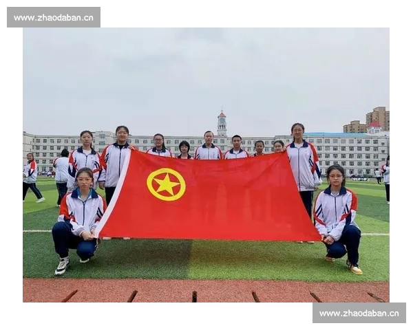 凝聚青春力量唱响团队之歌共同奋进展现无畏拼搏精神